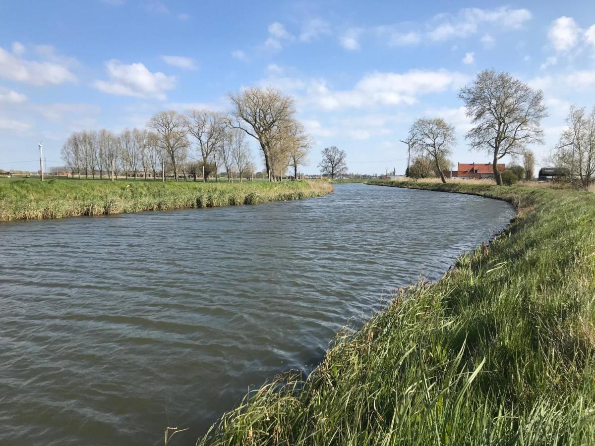 Ter Zwaanhoek Villa Oostende Bagian luar foto